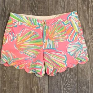 Lilly Pulitzer buttercup short